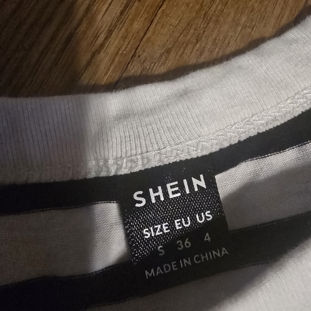 SHEIN Monochrome Striped Tee - Picture 3 of 4